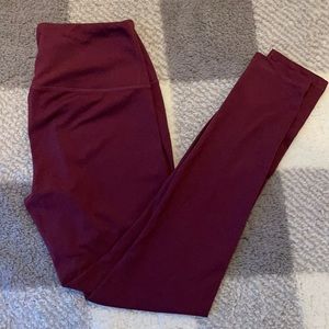 Maroon Leggings. Like New. Size M.